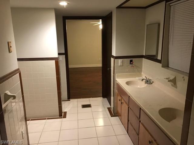 250 10th ST NE, Naples, FL 34120