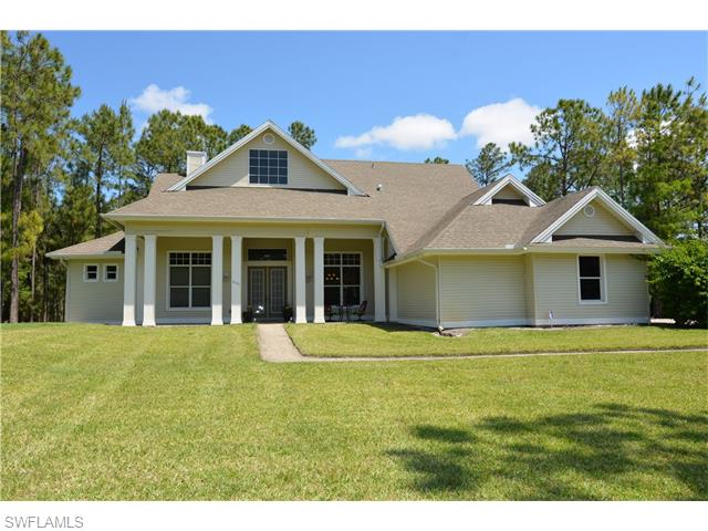 2641 Golden Gate BLVD W, Naples, FL 34120