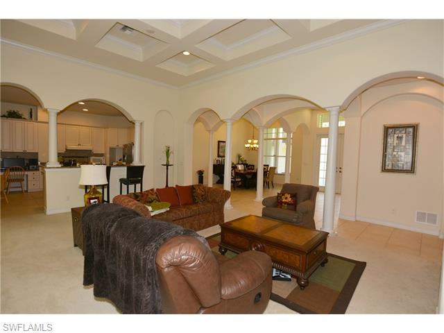 2641 Golden Gate BLVD W, Naples, FL 34120