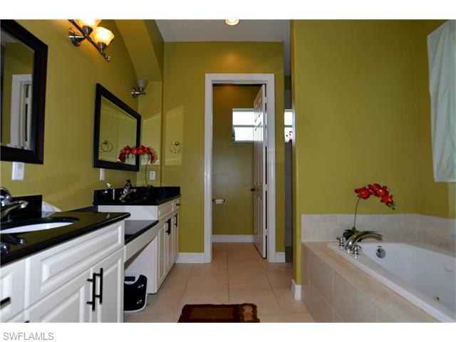 2641 Golden Gate BLVD W, Naples, FL 34120