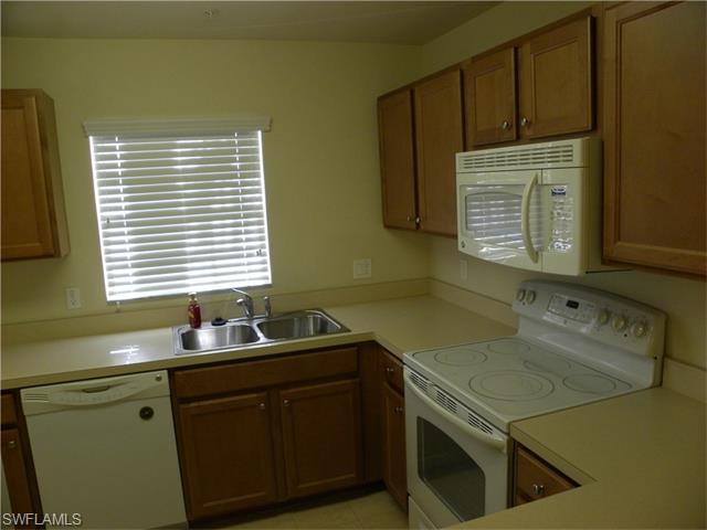 9059 Gervais CIR, Naples, FL 34120