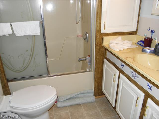 3240 Locher Ln, Bonita Springs, FL 34134