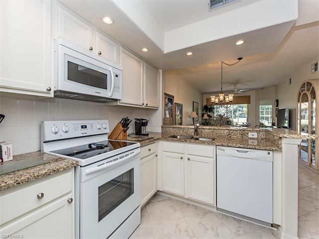 28072 Cavendish CT, Bonita Springs, FL 34135