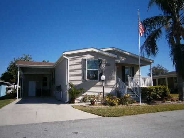 Windmill Manor5621 Windy WayBradenton, FL 34203