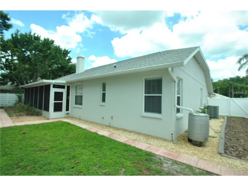 6104 55TH AVENUE CIRCLE E, Bradenton, FL 34203
