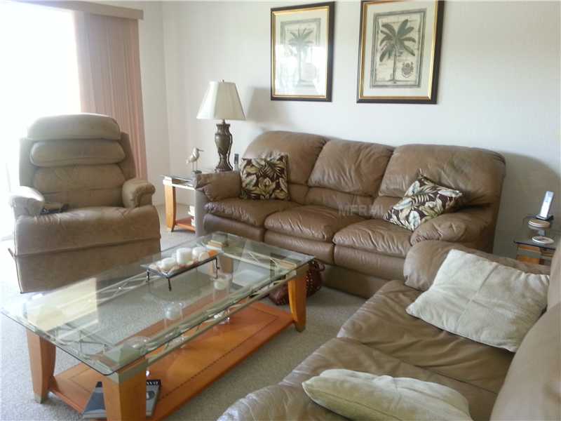 6870 FAIRVIEW TERRACE, Bradenton, FL 34203