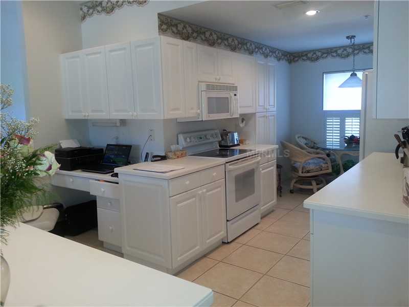 6870 FAIRVIEW TERRACE, Bradenton, FL 34203
