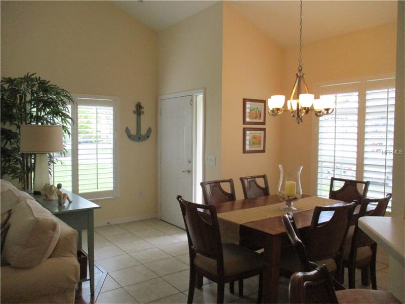 7676 SWEETBAY CIRCLE, Bradenton, FL 34203
