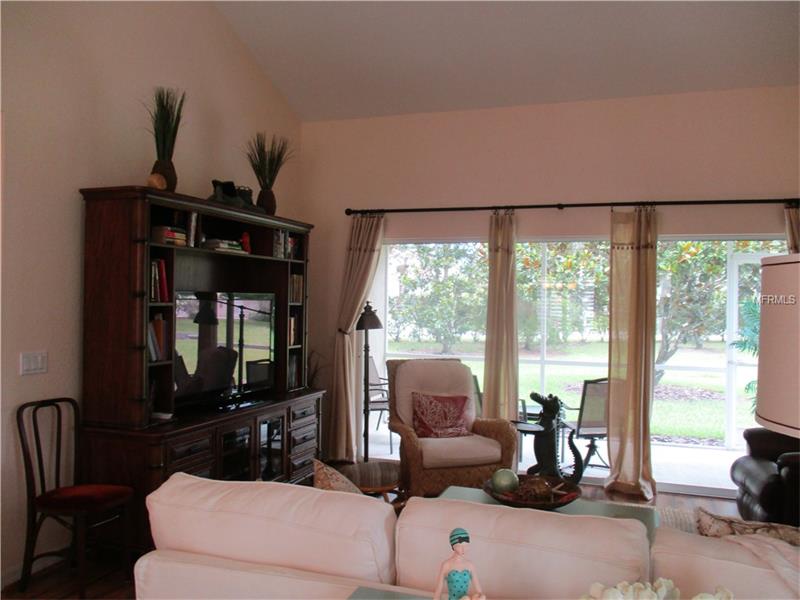 7676 SWEETBAY CIRCLE, Bradenton, FL 34203