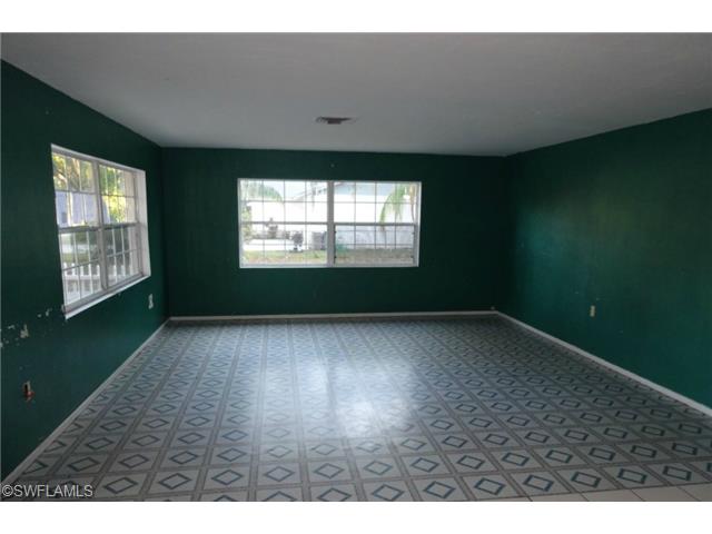 6320 11th Street CT, Bradenton, FL 34203
