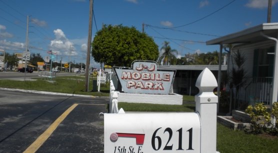 Lot 77 ,FL, Bradenton, 34203