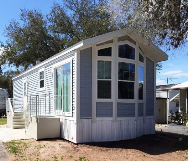 Horseshoe Cove Carefree RV Resort5100 60th Street East Bradenton, FL 34203