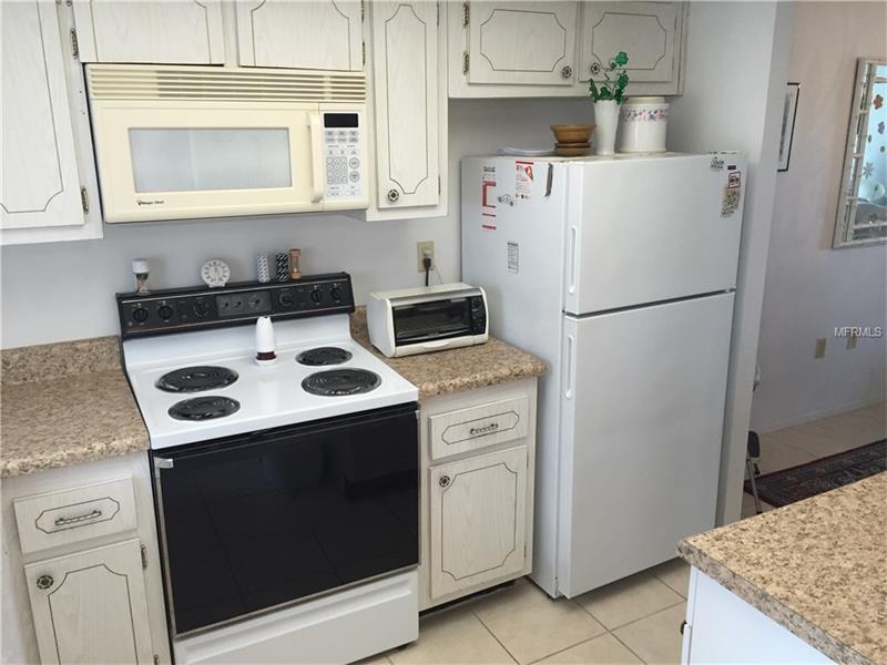 3915 LAKE BAYSHORE DRIVE, Bradenton, FL 34205
