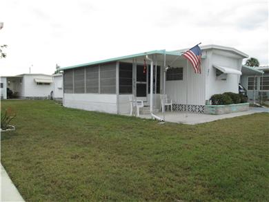 Hawaiian Village Mobile Home Park6411 Maui DriveBradenton, FL 34207