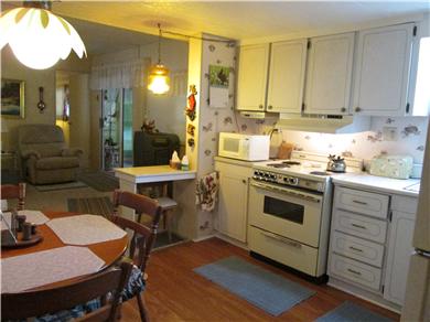 Hawaiian Village Mobile Home Park6411 Maui DriveBradenton, FL 34207