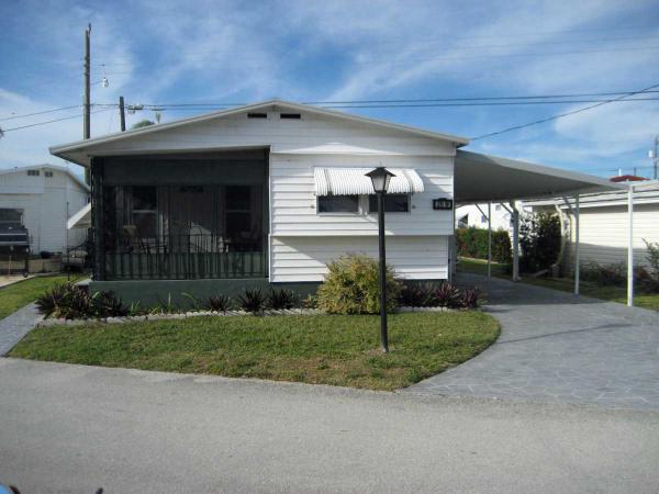 Floridana Homeowners 211 52nd Ave Drive WestBradenton, FL 34207