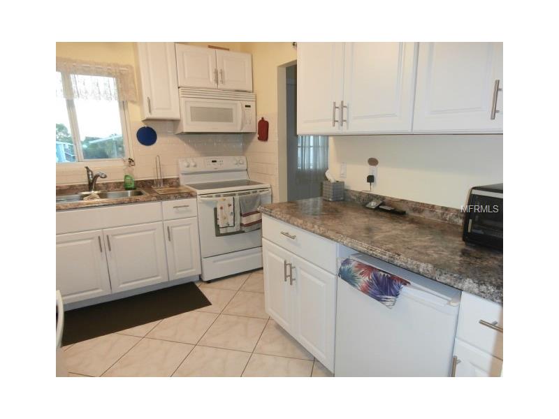 1884 SUNNY DRIVE, Bradenton, FL 34207