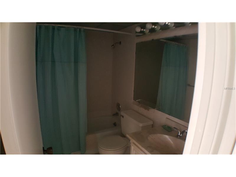 1714 69TH AVENUE W, Bradenton, FL 34207