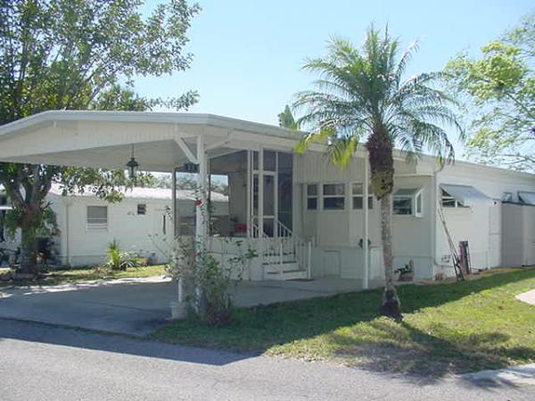 Sugar Creek Estates3275 26th Avenue East Lot 37Bradenton, FL 34208
