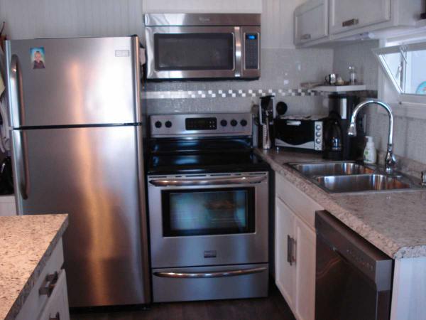 Seabreeze Mobile Estates3901, 71st ST WEST,lot 19Bradenton, FL 34209