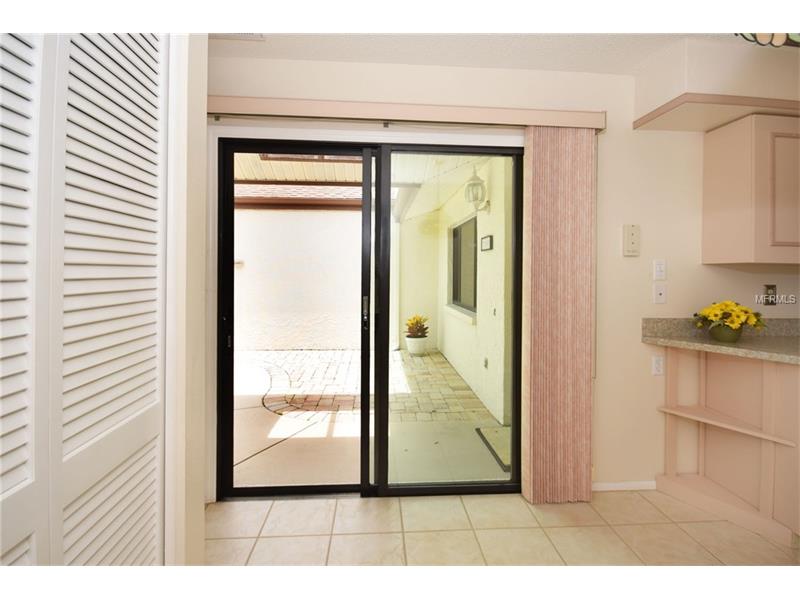 7105 W 28TH AVENUE DRIVE, Bradenton, FL 34209