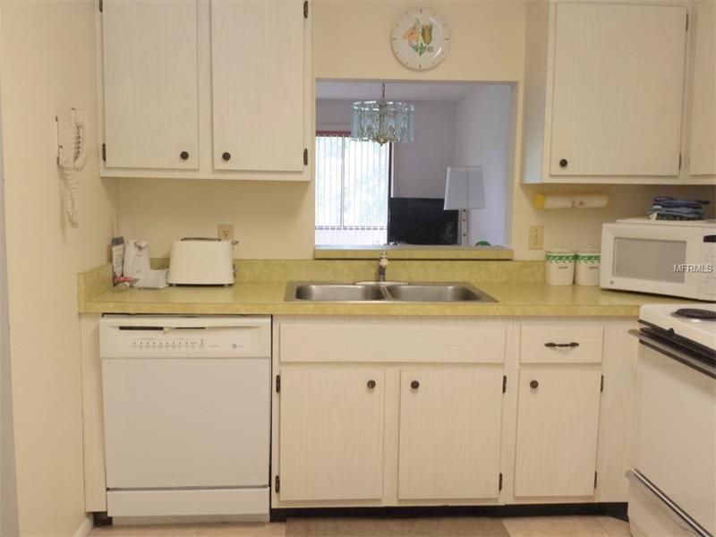 144 PINEHURST DRIVE, Bradenton, FL 34210
