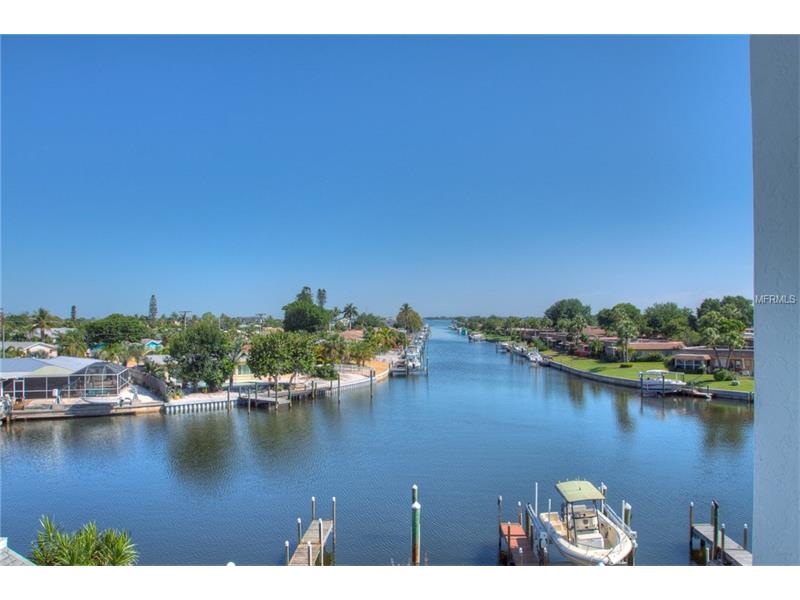 9604 CORTEZ ROAD W, Bradenton, FL 34210