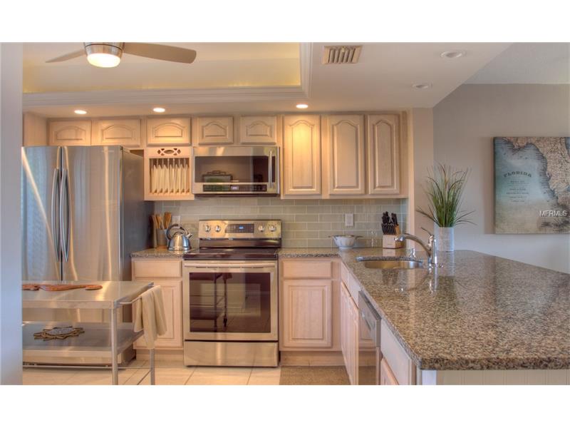 9604 CORTEZ ROAD W, Bradenton, FL 34210