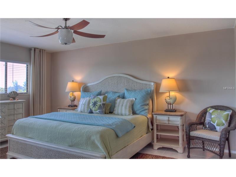 9604 CORTEZ ROAD W, Bradenton, FL 34210