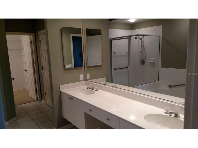 8508 54TH AVENUE CIRCLE E, Bradenton, FL 34211