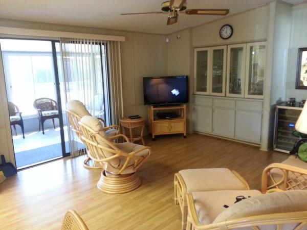 Country Lakes Village II2076 Lakeside Dr.Palmetto, FL 34221
