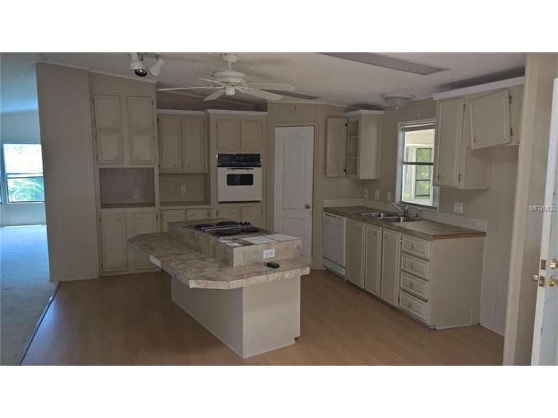 8458 IMPERIAL CIRCLE, Palmetto, FL 34221