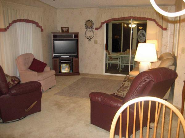 Ridgewood Oaks 112 Eagle CircleEllenton, FL 34222