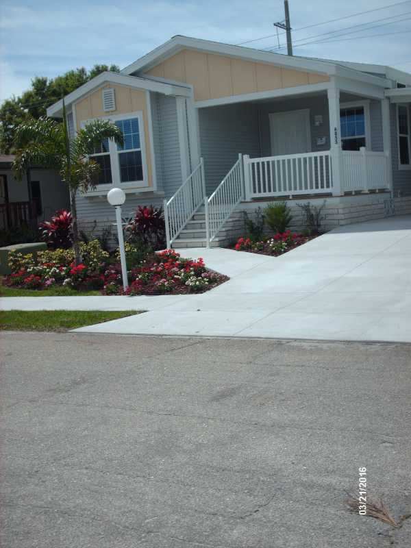 Ridgewood Estates6853 Coconut Grove CircleEllenton, FL 34222