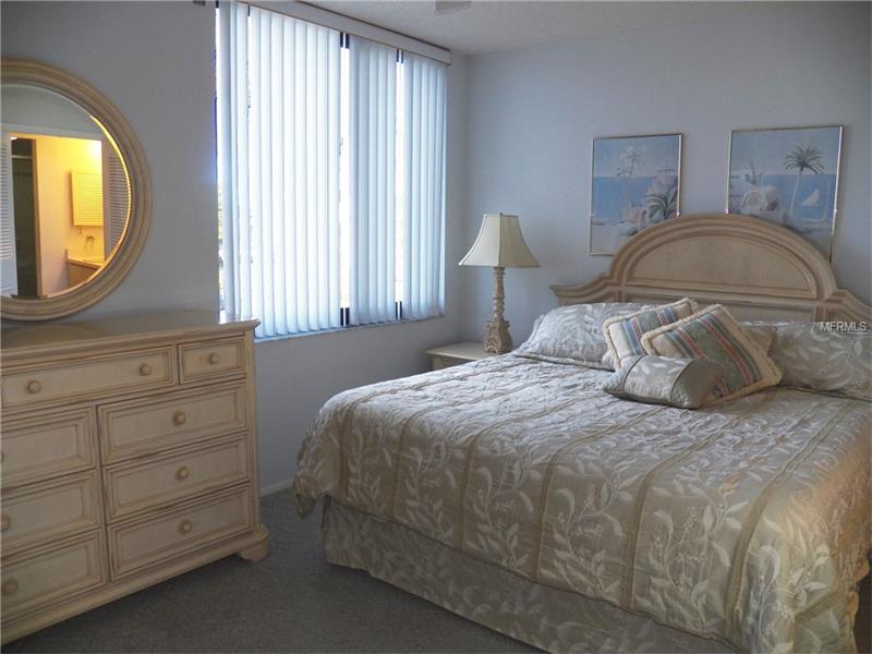 1945 GULF OF MEXICO DRIVE, Longboat Key, FL 34228