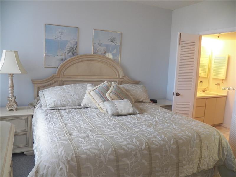 1945 GULF OF MEXICO DRIVE, Longboat Key, FL 34228