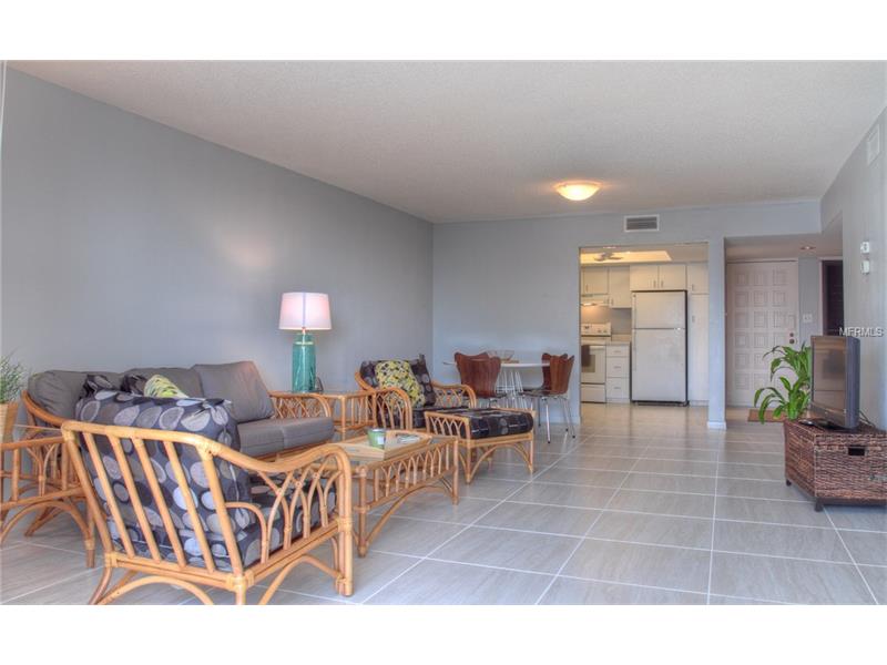 2045 GULF OF MEXICO, Sarasota, FL 34228