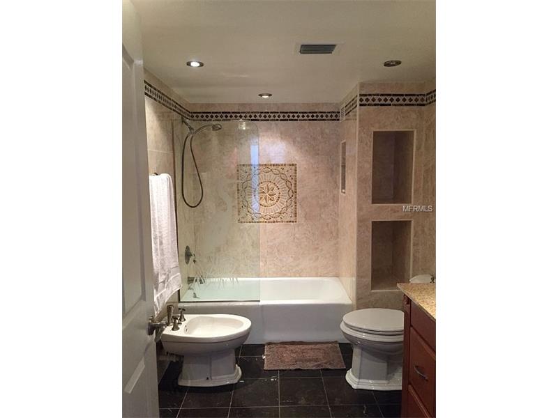 1701 GULF OF MEXICO DRIVE, Longboat Key, FL 34228