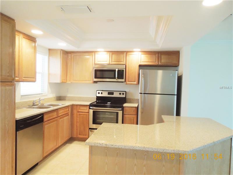 5572 RIVERBLUFF CIRCLE, Sarasota, FL 34231