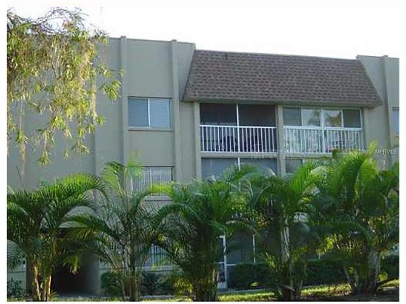 1540 GLEN OAKS DRIVE E, Sarasota, FL 34232