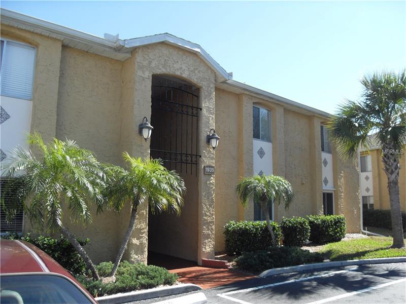 1935 TOUCAN WAY, Sarasota, FL 34232