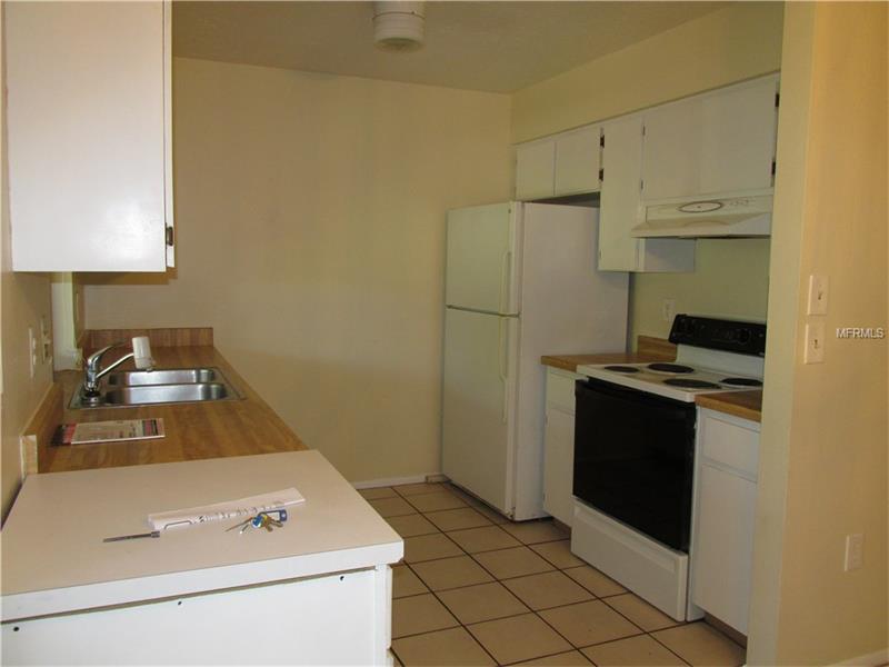 5833 COUNTRYWOOD DRIVE, Sarasota, FL 34232