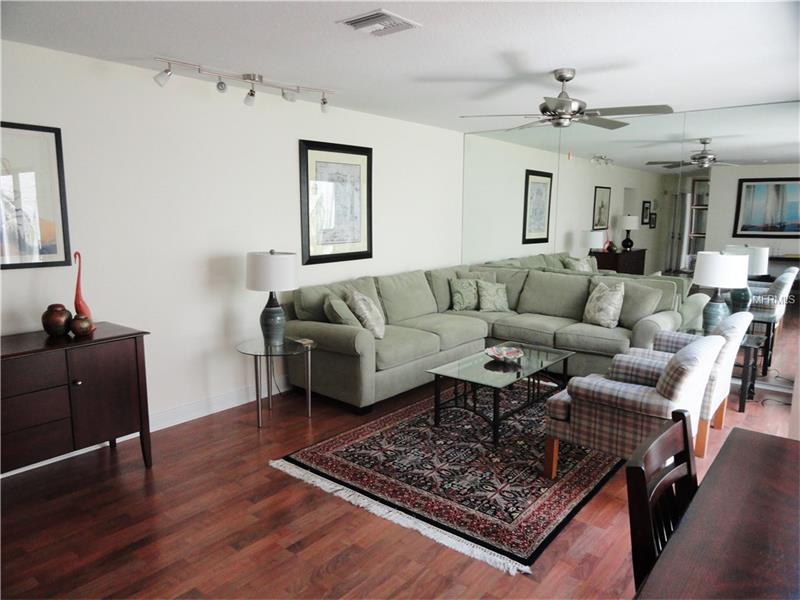 3931 GLEN OAKS MANOR DRIVE, Sarasota, FL 34232