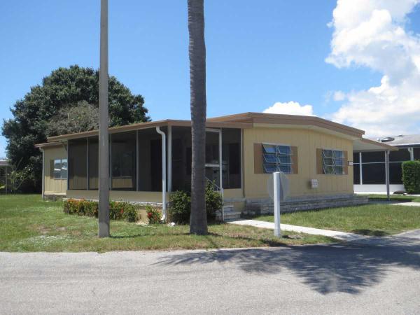 The Winds of Saint Armands North3701 Rhine StreetSarasota, FL 34234