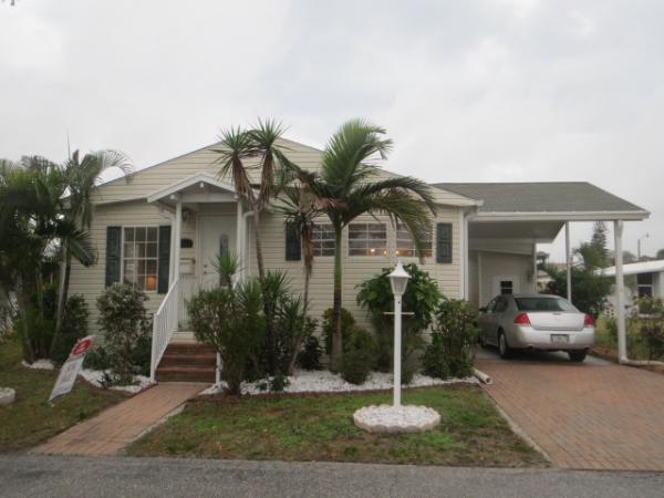 The Winds of Saint Armands North3817 Rhine StreetSarasota, FL 34234