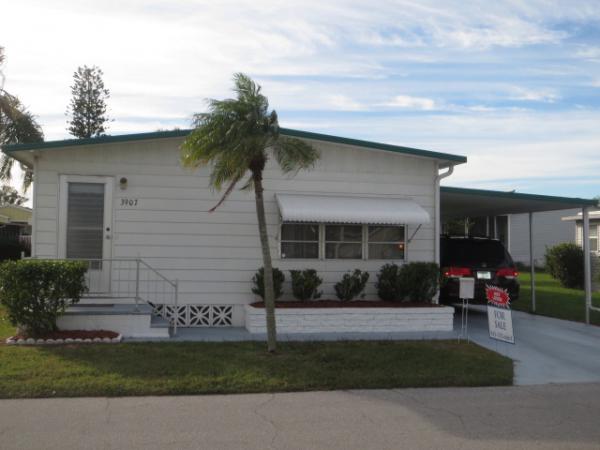 The Winds of Saint Armands North3907 Guilder StreetSarasota, FL 34234