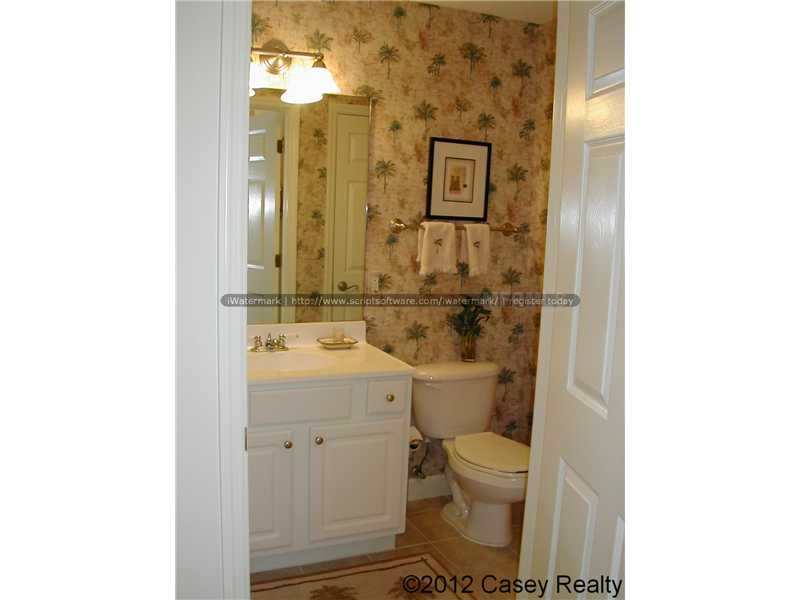 750 N TAMIAMI TRAIL, Sarasota, FL 34236