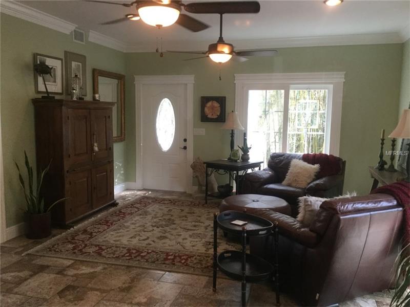 1631 LAUREL STREET, Sarasota, FL 34236