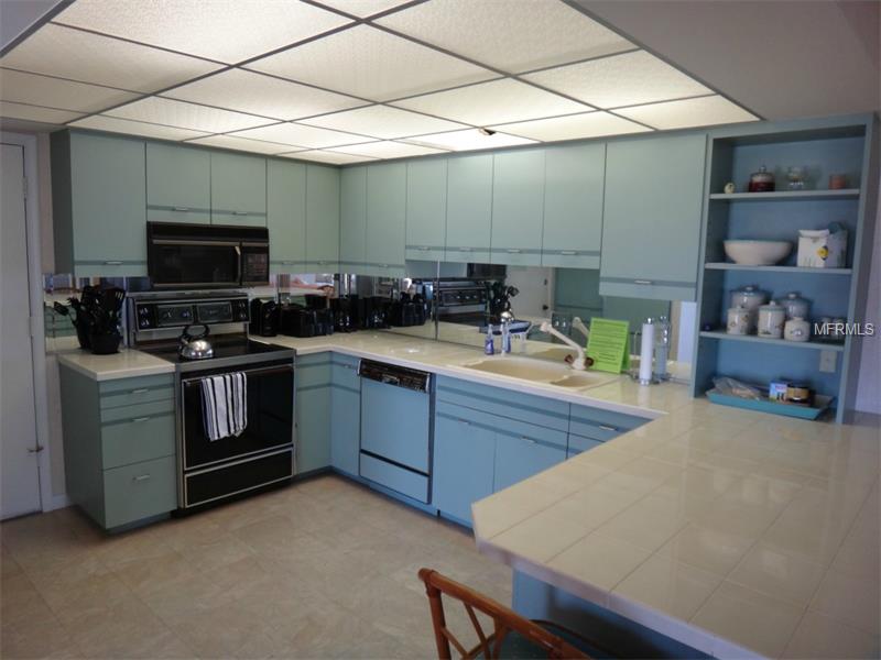 1 BENJAMIN FRANKLIN DRIVE, Sarasota, FL 34236