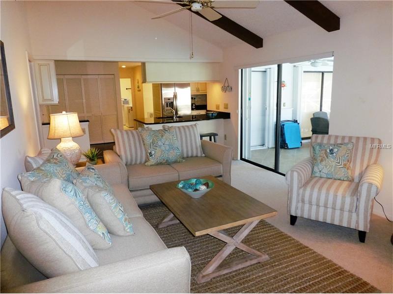 6610 EASTON DRIVE, Sarasota, FL 34238